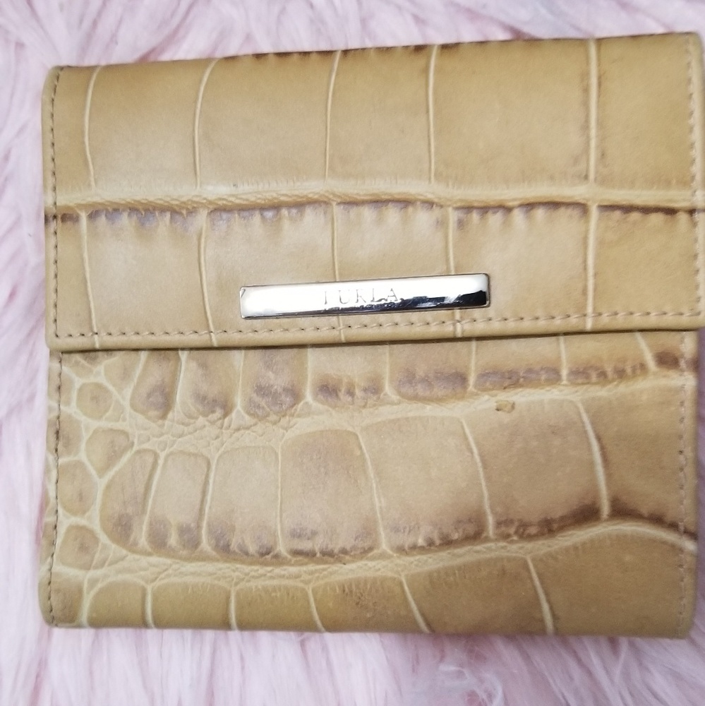 Furla wallet